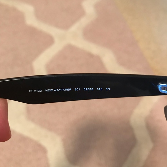 Ray ban sunglasses 🕶 - Picture 6 of 8